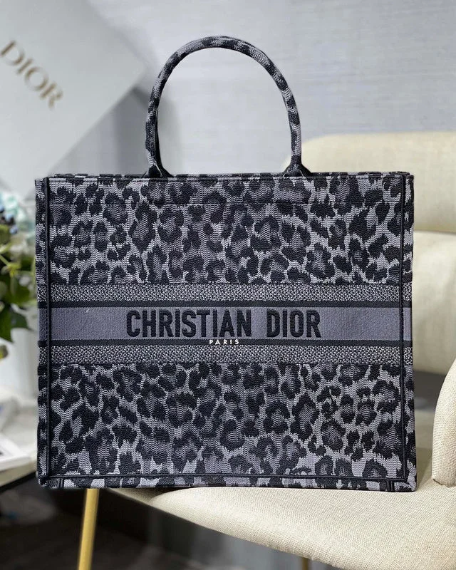 Christian Dior bags with a quilted pattern and gold - toned hardwareWF - Dior Bags - 708