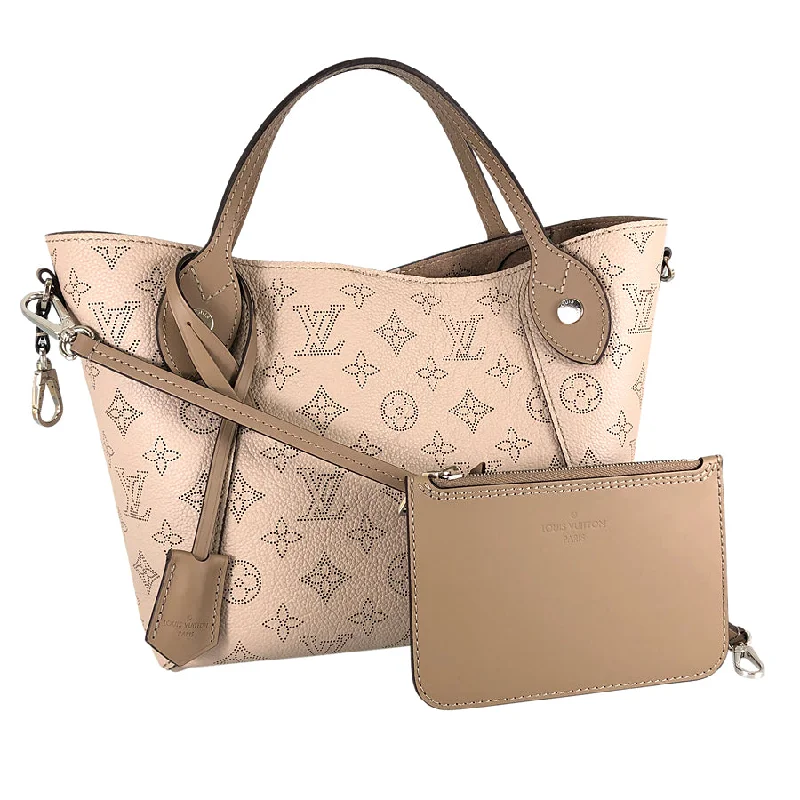 Louis Vuitton Twist bags with the iconic LV - turnlock closureLOUIS VUITTON Mahina Hina PM M54351 Tote bag