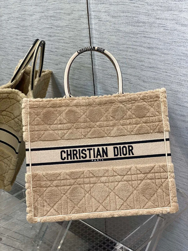 Christian Dior bags with a quilted pattern and gold - toned hardwareWF - Dior Bags - 696