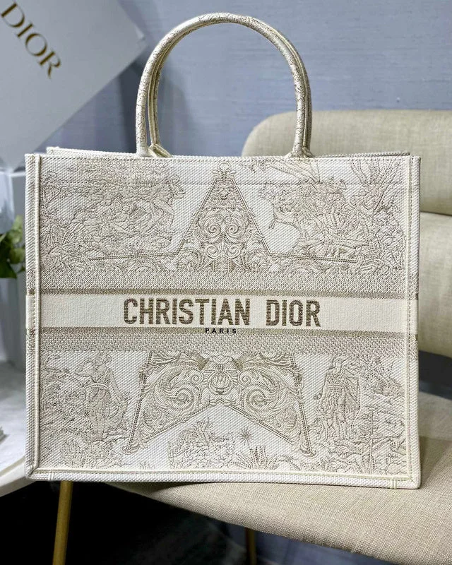 Contemporary Christian Dior handbags with a unique shapeWF - Dior Bags - 722