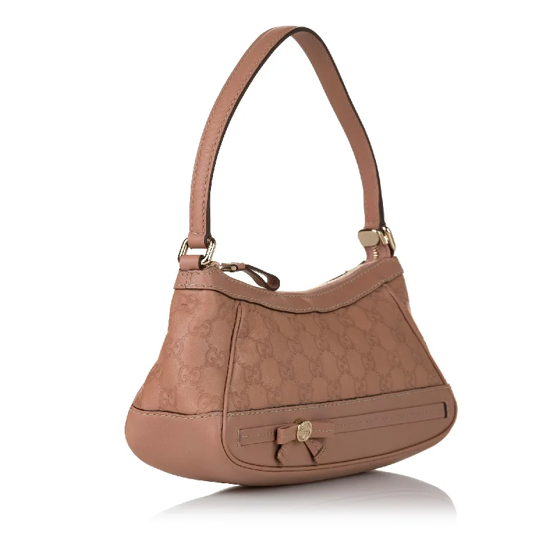 Women Gucci bags with a zippered interior pocketGucci Guccissima Mayfair Pochette (32239)