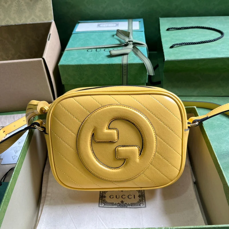 Women Gucci bags with a front - zip pocket for small itemsWF - Gucci Bags - 486