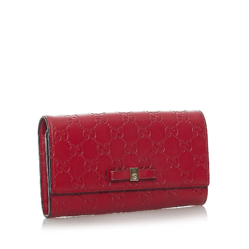 Gucci Marmont bags for women with a contrast - colored interiorGucci Guccissima Long Wallet (33264)