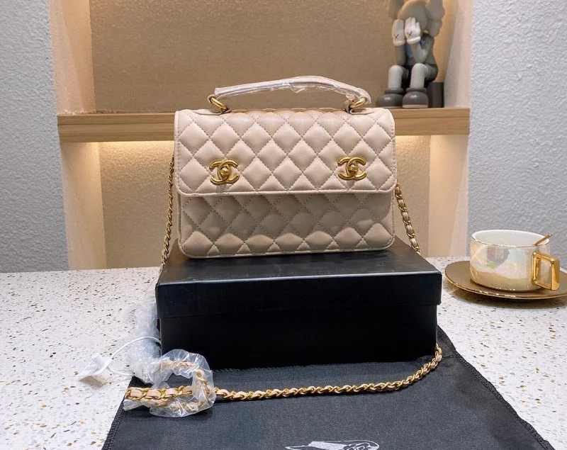 Chanel New Arrival Handbag with Gold HardwareChanel New Arrival Handbag with Gold HardwareChanel leather handbag