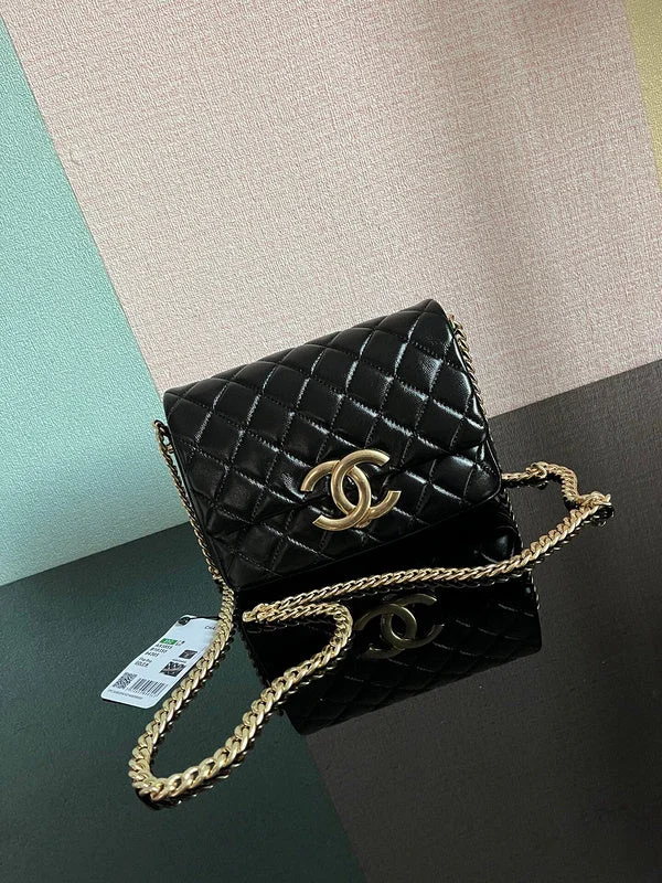 Chanel Chain Strap Handbag for Everyday UseChanel Chain Strap Handbag for Everyday UseChanel Bags