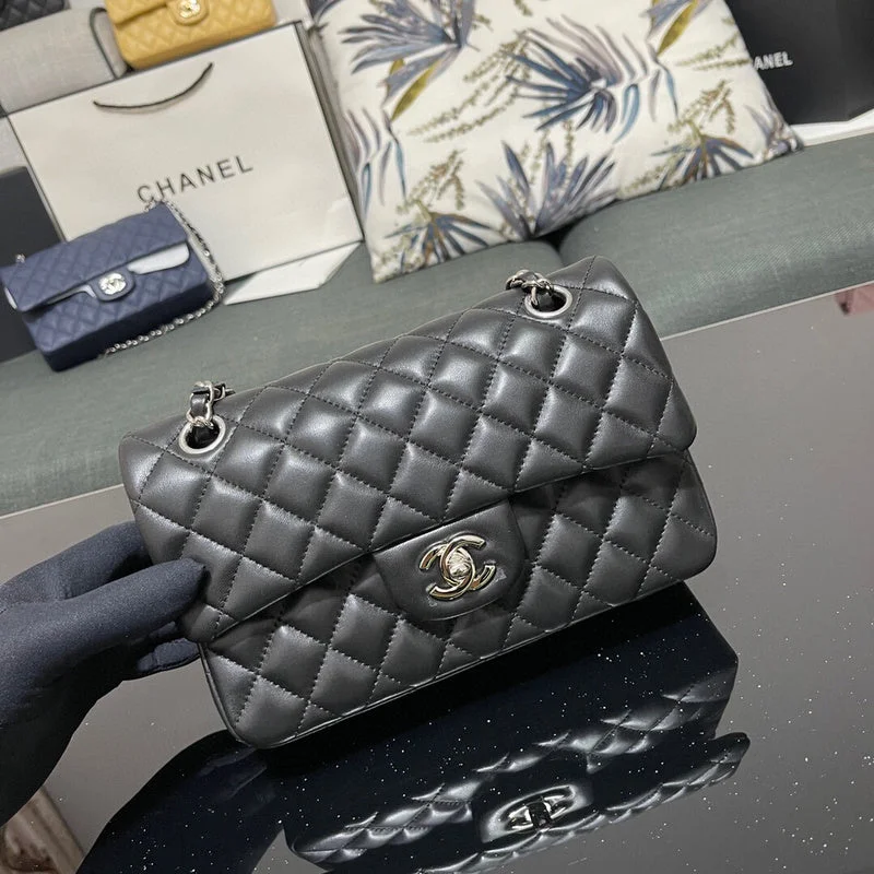 Chanel Quilted Leather Shoulder Bag for FashionistasChanel Quilted Leather Shoulder Bag for FashionistasChanel Bags