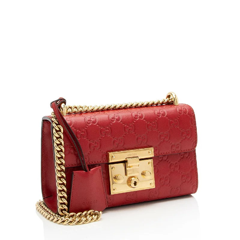 Gucci Marmont bags for women with quilted leather exteriorsGucci Guccissima Leather Padlock Small Shoulder Bag (SFYeCH)