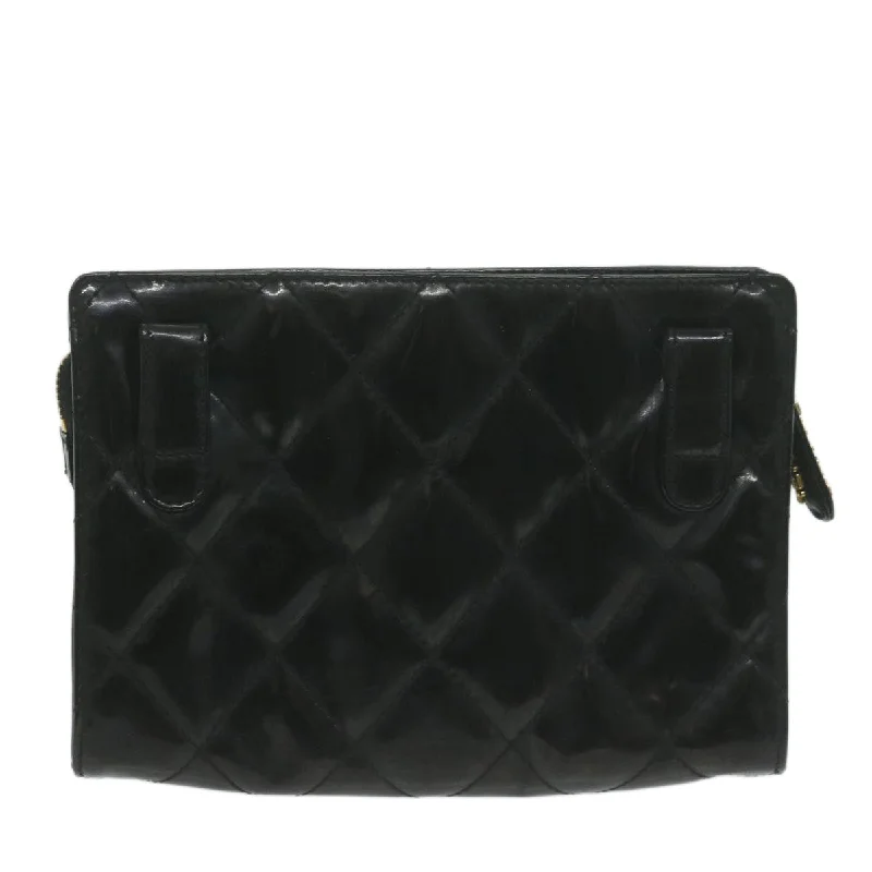 Chanel Quilted Leather Shoulder Bag for FashionistasChanel Quilted Leather Shoulder Bag for FashionistasCHANEL Clutch Bag