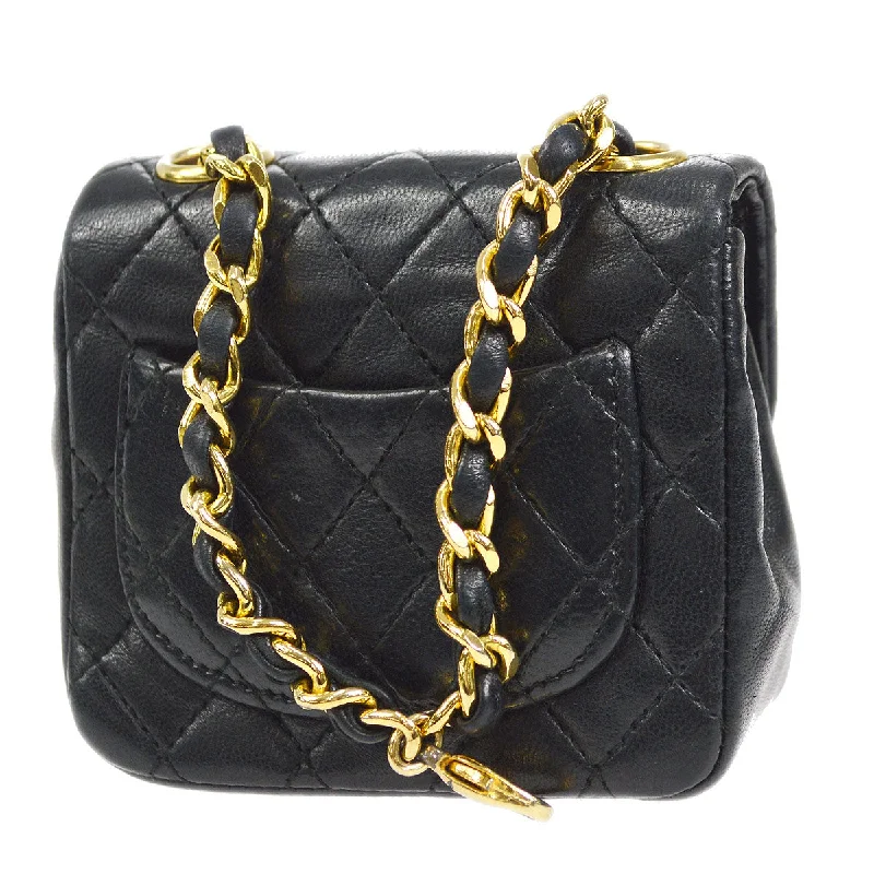 Chanel Lightweight Handbag for Daily ErrandsChanel Lightweight Handbag for Daily ErrandsCHANEL Classic Flap Micro Bum Belt Bag Gold Chain Black Lambskin 25543