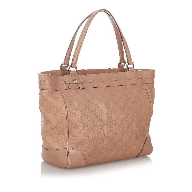 Ladies Gucci shoulder bags with a magnetic - closure flapGucci Guccissima Mayfair Tote Bag (26997)