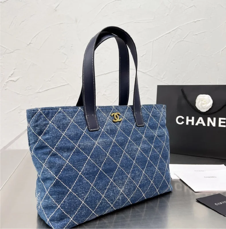 Chanel Designer Handbag with Unique DesignChanel Designer Handbag with Unique DesignChanel Denim woman Handbag