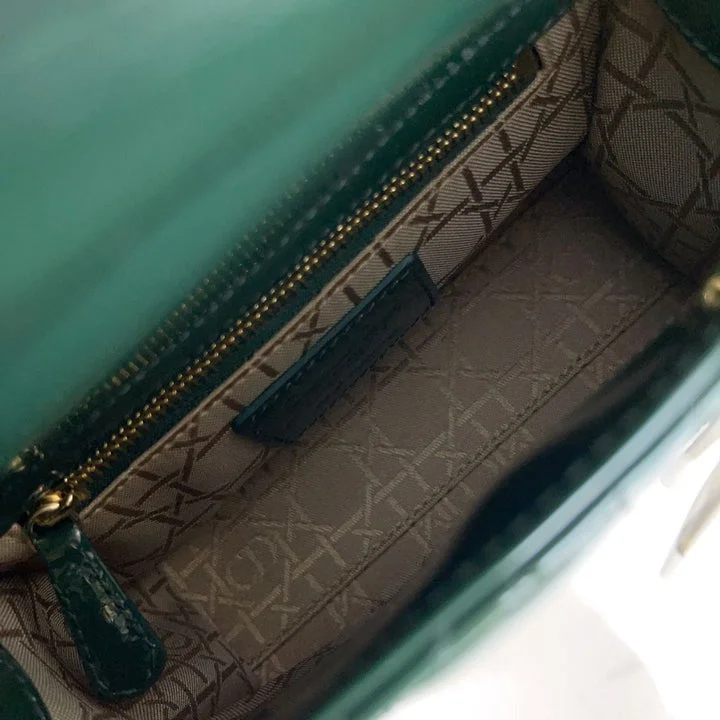 Christian Dior bags with a detachable coin purse insideChristian Dior Lady Bag Green