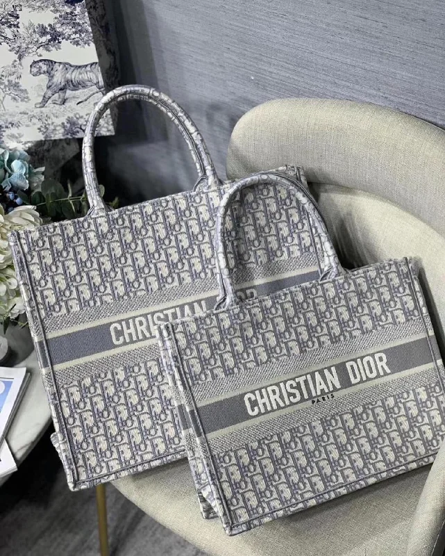 Christian Dior bags with a detachable coin purse insideChristian Dior Tote Bag For Women