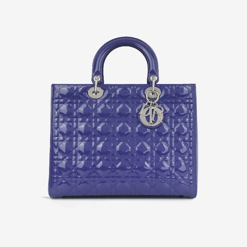 Christian Dior handbags with a detachable mirror for on - the - go touch - upsLady Dior - Royal Blue