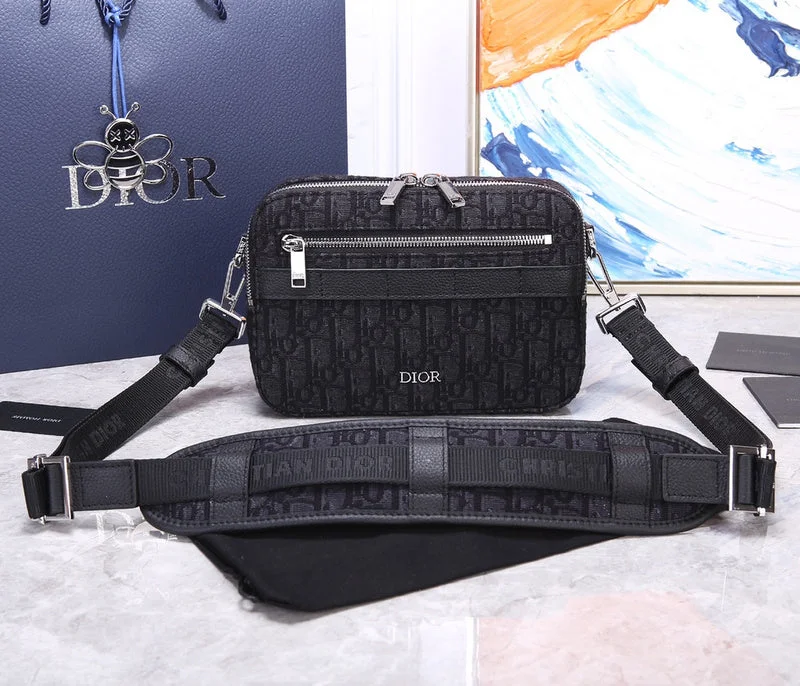 Christian Dior handbags with a detachable mirror for on - the - go touch - upsWF - Dior Bags - 579