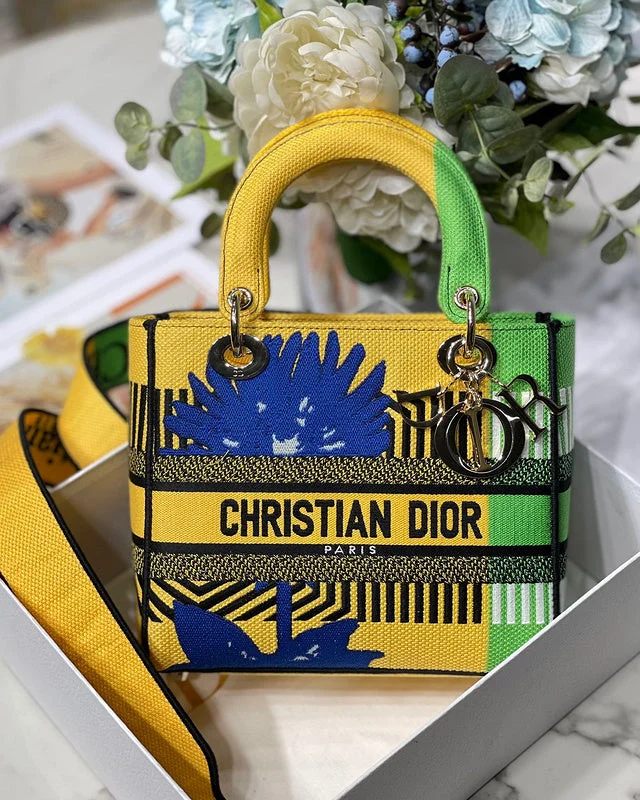 Christian Dior Saddle bags with a studded trim for a bold lookWF - Dior Bags - 583